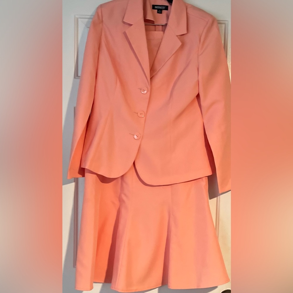 Women MetroStyle Skirt Suit Lapel Long Sleeve Church Sz 10